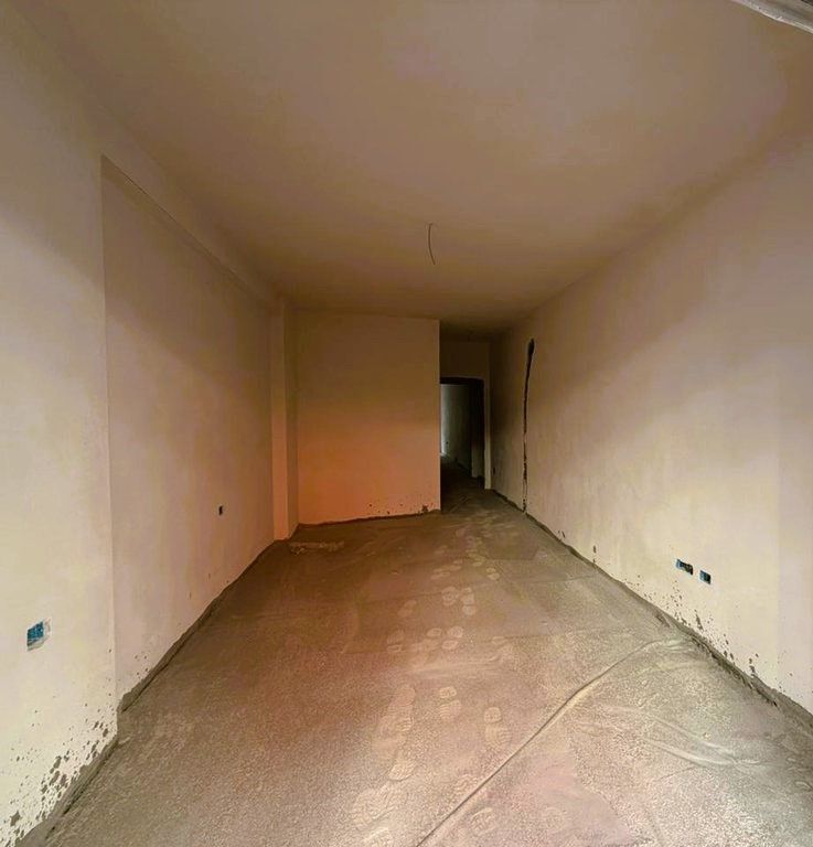 Apartament 2+1+2 për shitje në Paskuqan!