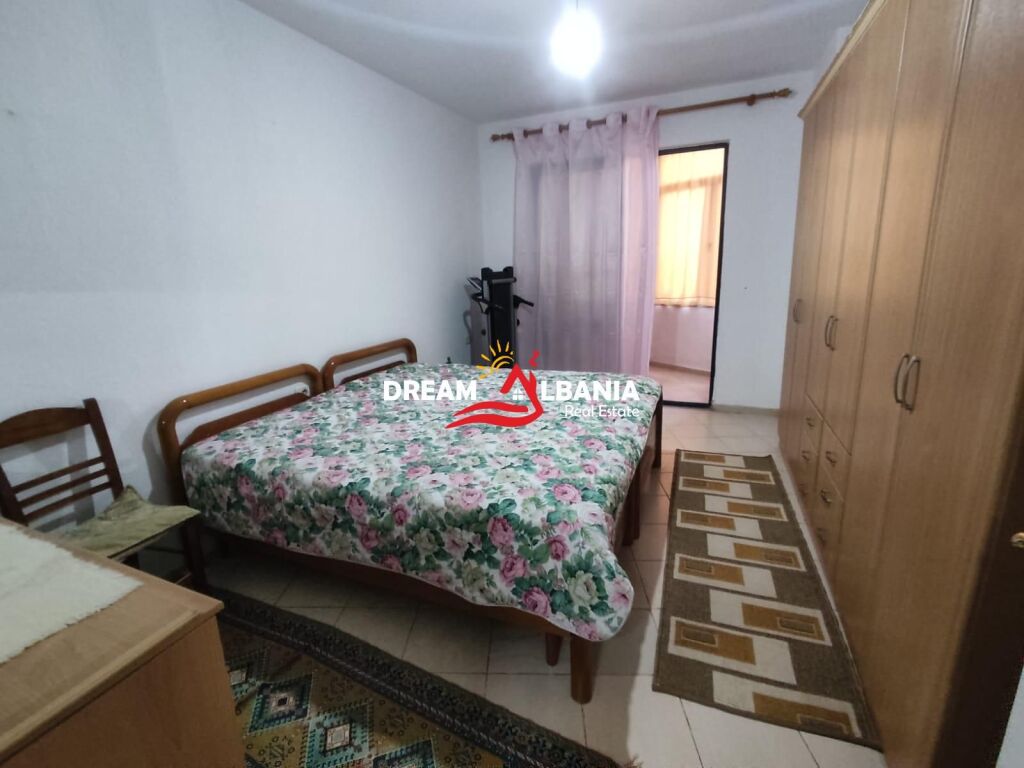 Jepet apartament 2+1+2 prane Komunes se Parisit, Tirane ( ID 42215530)
