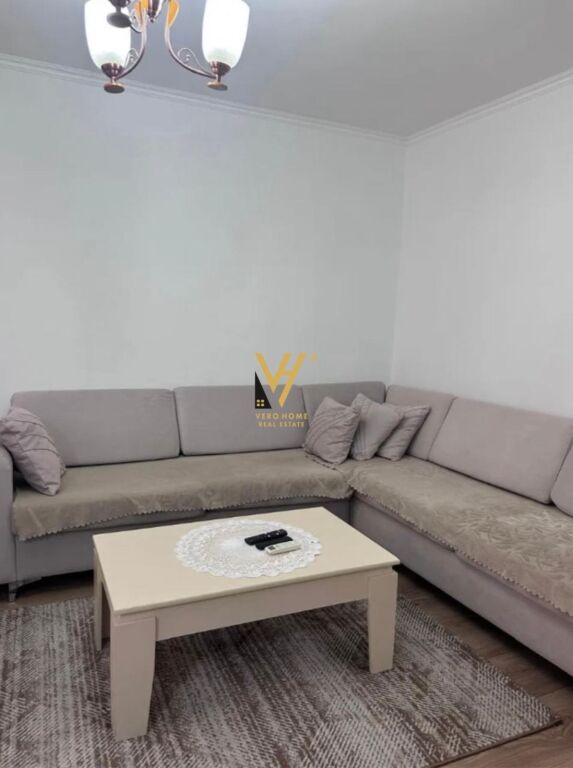 JEPET APARTAMENT 1+1 TE SHKOLLA E BALETIT 45.000 LEKE
