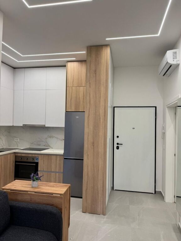 JEPET ME QERA APARTAMENT 1+1 PRANE QENDRES BLUESTAR, DURRES