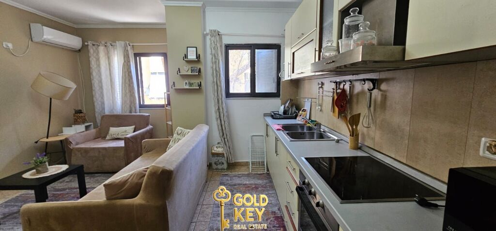 🏡 APARTAMENT NE SHITJE 1+1+ NJE VEND PARKIMI GOLEM DURRES