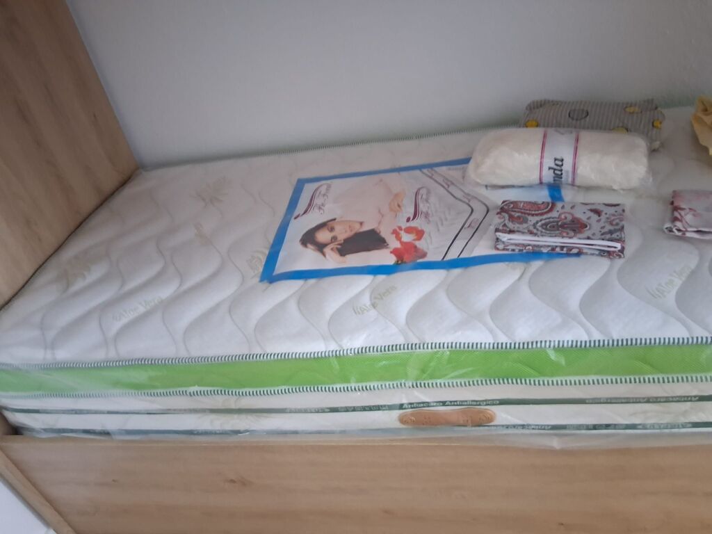 Apartament 1+1 me qira në Plazh, pamje deti – pranë Hotel Adriatikut
