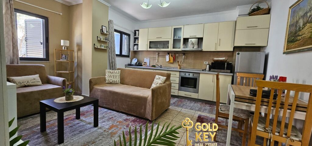 🏡 APARTAMENT NE SHITJE 1+1+ NJE VEND PARKIMI GOLEM DURRES
