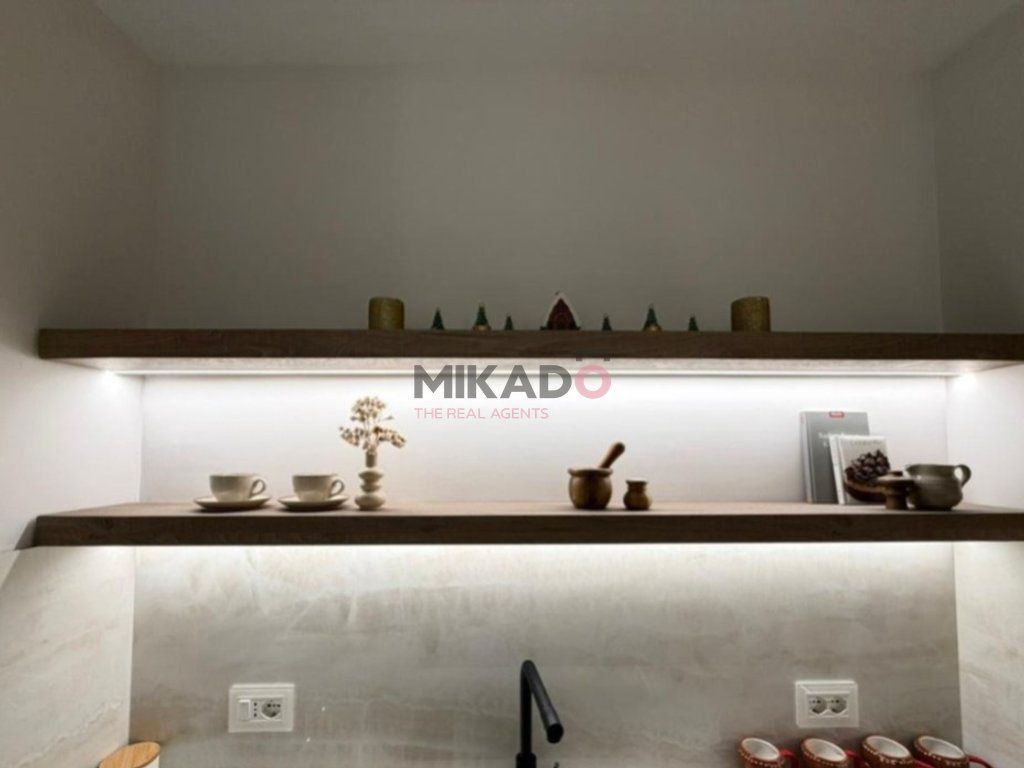 Shitet Apartament 3+1tek Lake View Residence, RRuga Kosovareve!