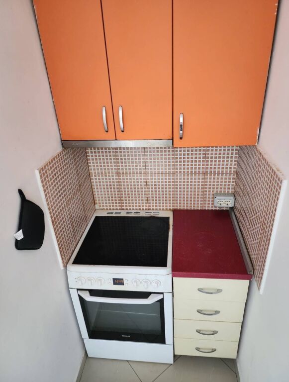 APARTAMENT 3+1 PER QERA TEK PAZARI I RI