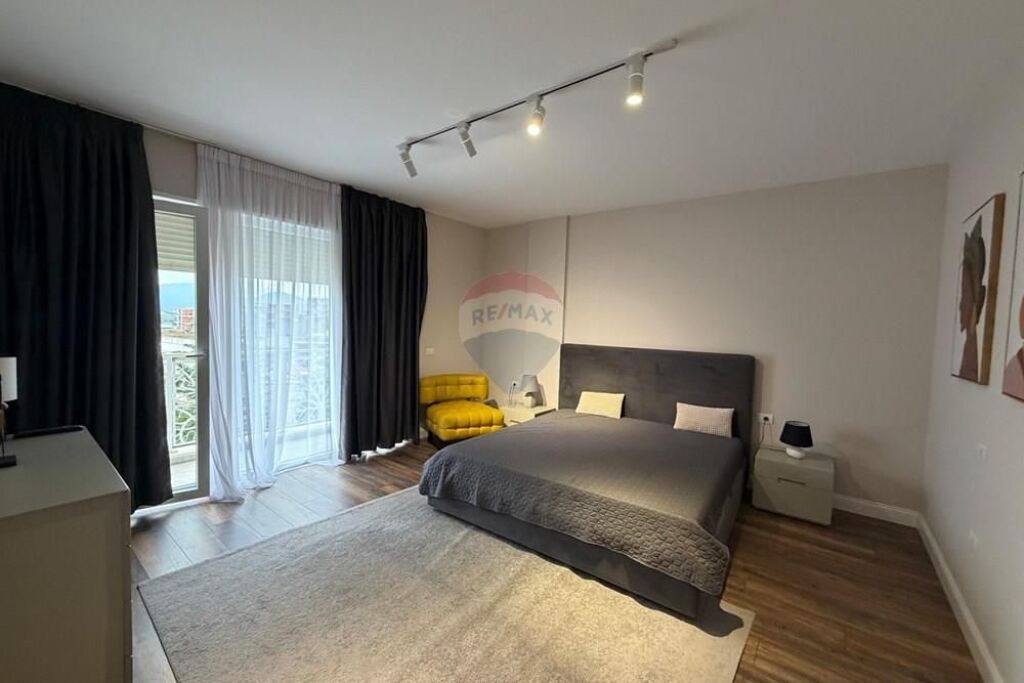 Vilë - Për Qira - Liqeni i Farkës, Tiranë(ID: 530551001-445)