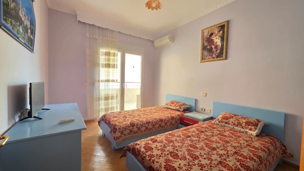 🏡 Apartament 3+1 për shitje pranë Conad, Vlorë