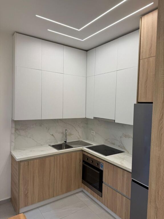 JEPET ME QERA APARTAMENT 1+1 PRANE QENDRES BLUESTAR, DURRES