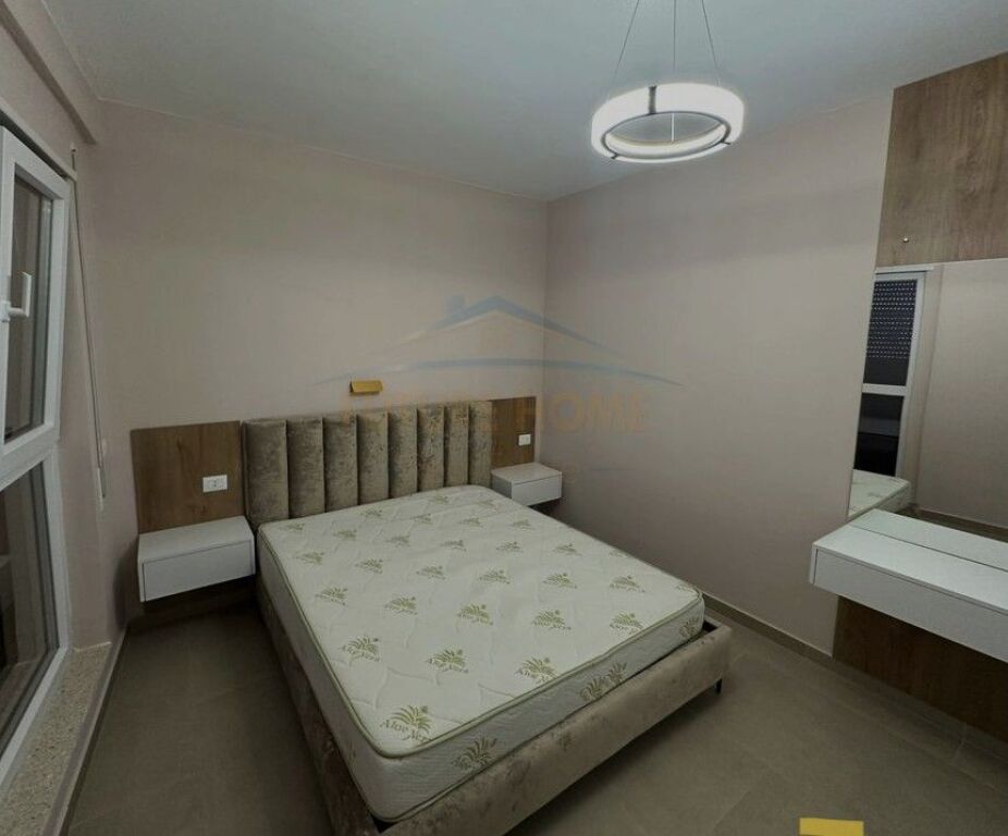 Qera,Apartament 1+1 Rruga Jordan Misja.