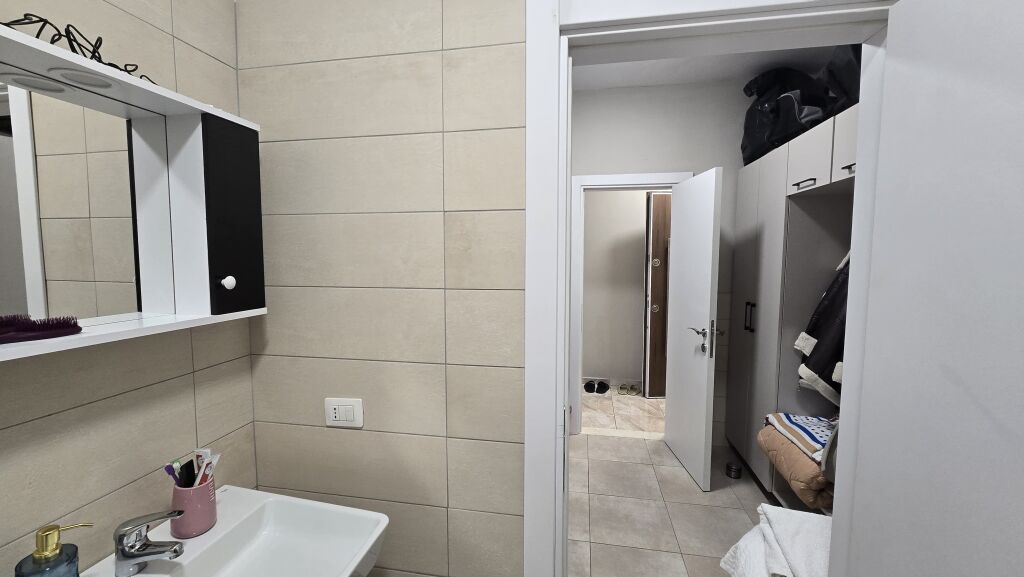 Apartament 1+1 ne shitje , Ali Demi