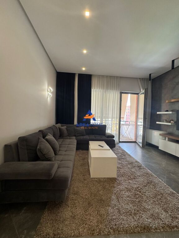 AFFITTASI APPARTAMENTO 2+1+2 BALCONI+1 POSTO AUTO " ALL'INTERNO DEL COMPLESSO DELIJORGJ" 1400 EURO