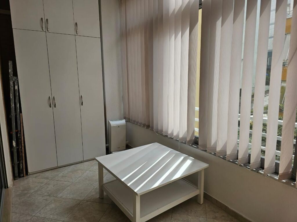 For rent 2+2 lake that furnished 699 eu