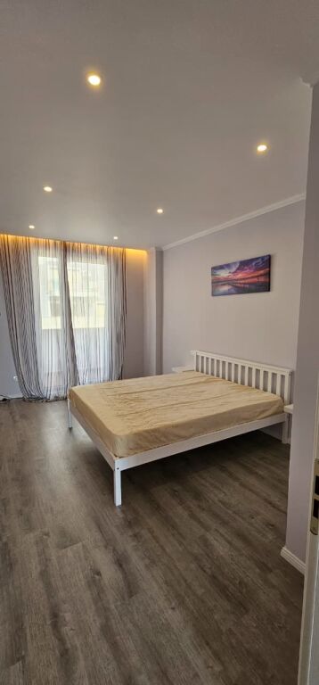 APARTAMENT NE SHITJE 1+1 ( 2 BALLKONE/PAMJE NGA DETI) - STACIONI I TRENIT,DURRES