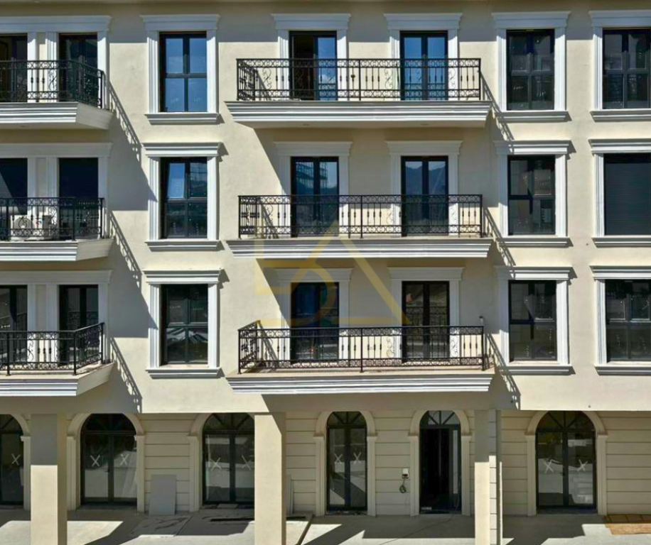 Shitet Garsoniere – Porta Tirana e Re, Sauk