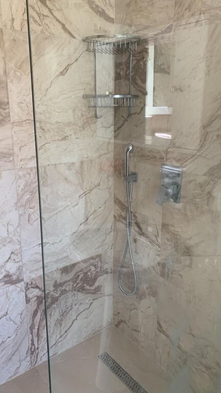 Qera | Shtëpi private 2 + 1 afer Kompleksit Grand | Ali Demi | 420 €/muaj