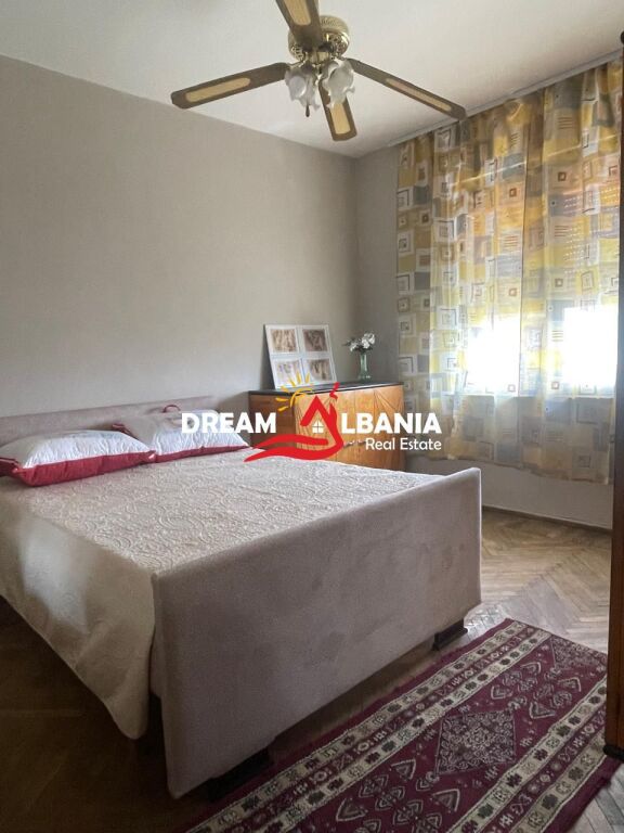 Jepet me qera apartament 2+1 tek Ish Restorant Durresi (ID 4229494)