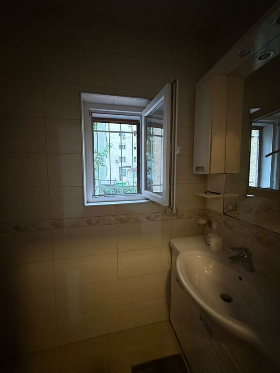 Apartament 2+1 me qera tek Myslym Shyri