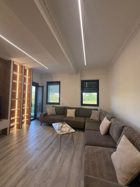 Apartment 2+1+2 with parking for rent, Dry Lake