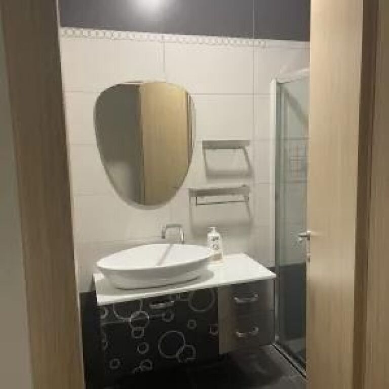 Super ap 2+1 a Kodra e Diellit ( ali doci )