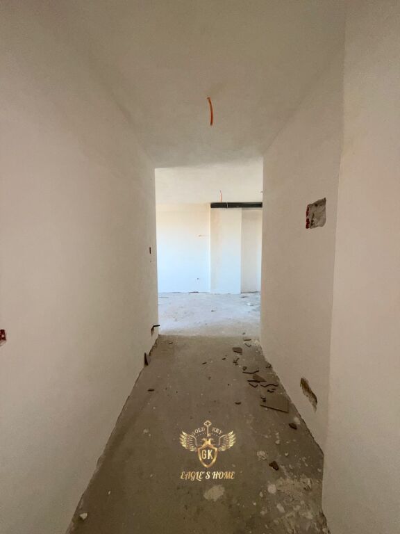 APARTMENT FOR SALE 📍 Address: Golem, near the sea