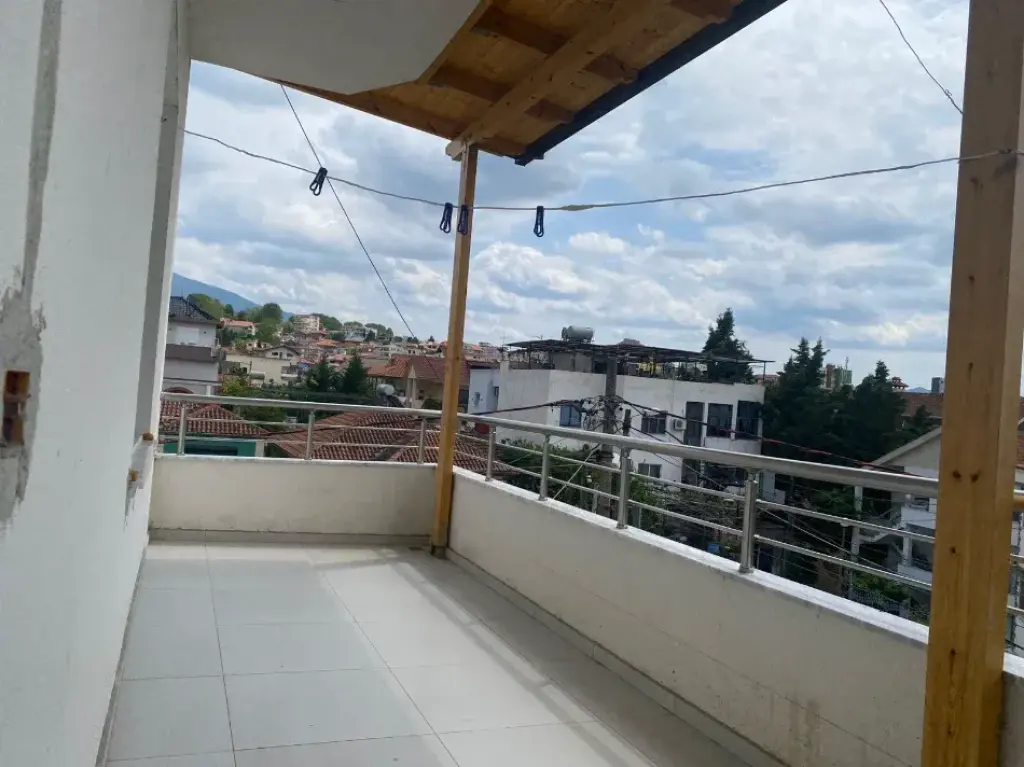 Qera | Vilë 2 + 1 | Qytet Studenti | 350 €/muaj