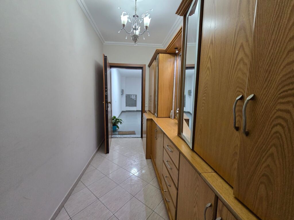 Appartamento 2+1 in affitto in via Kavaja