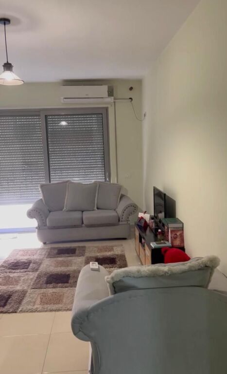 Apartament me qera 1+1 - 📍Komuna Parisit, prane shkolles "At Zef Pllumi"