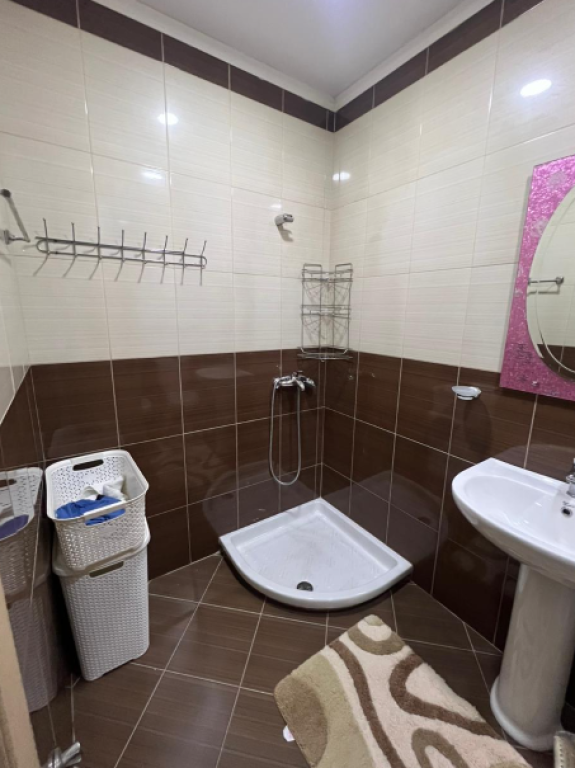 🏡 Appartamento in Affitto 2+1+2 – Fresk, vicino al Mercato Xhangolli