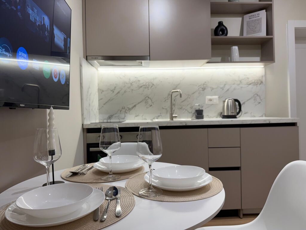 2 Appartamenti 1+1 in vendita a 21 Dhjetori, ottima proprietà per investimento