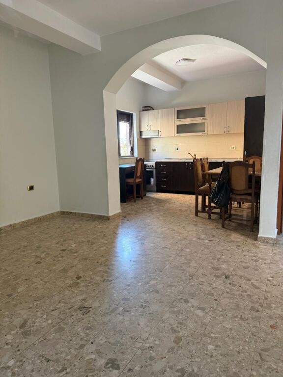 Appartamento 2+1 in vendita a Xhamlliku