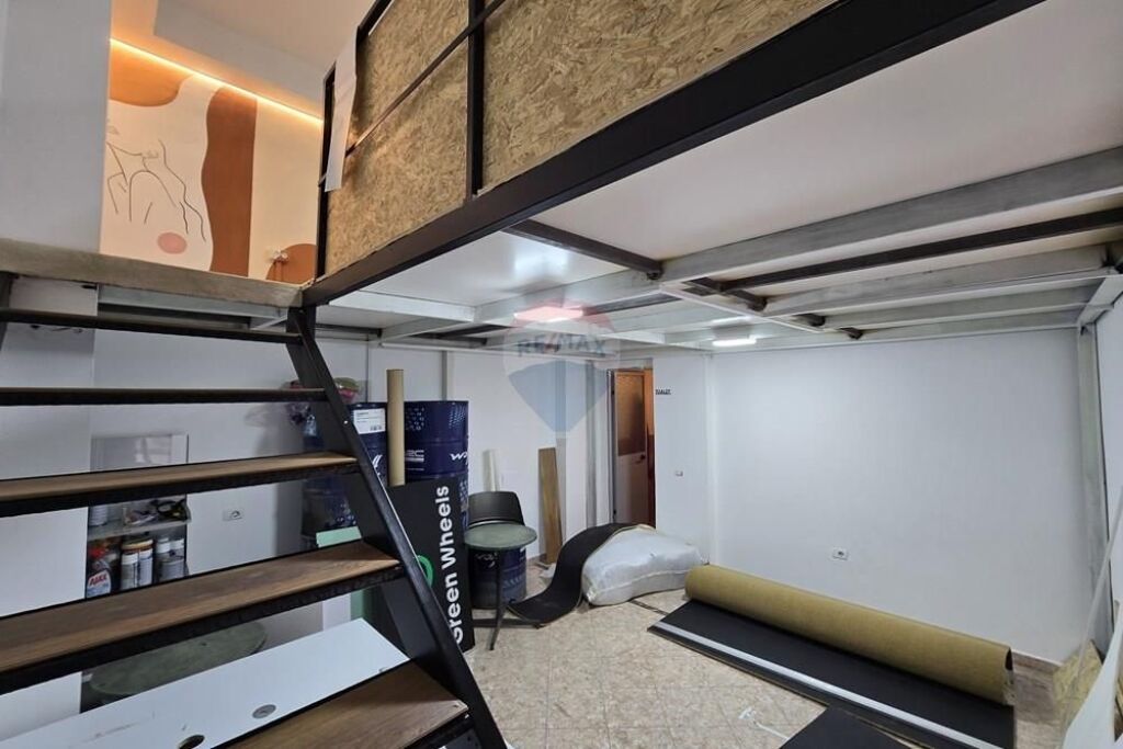 Dyqan - Për Shitje - Pazari i Ri, Tiranë(ID: 530411001-1357)