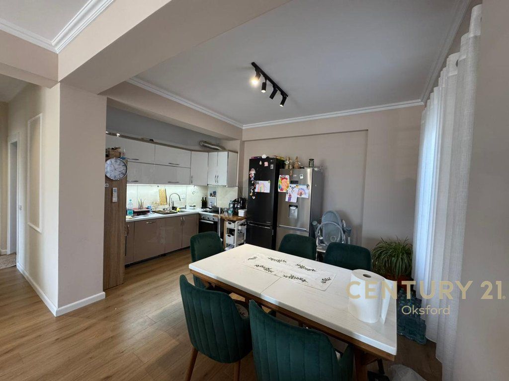 Luxury apartment 2+1+2+Garage for rent at Dry Lake