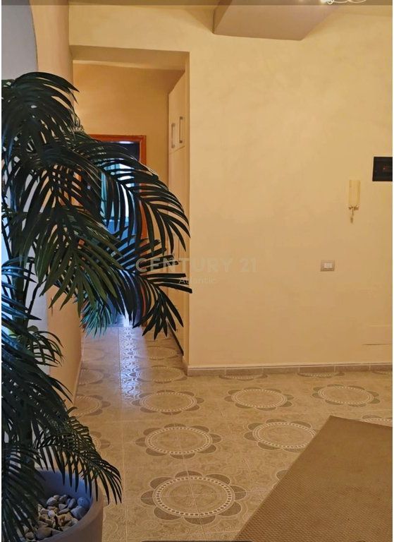 Apartament 2+1+2T me Pamje deti Me Qira në Vollga, Durrës