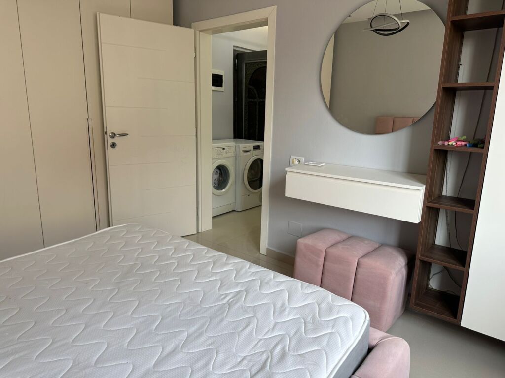 Apartament me qera 1+1 21 Dhjetori