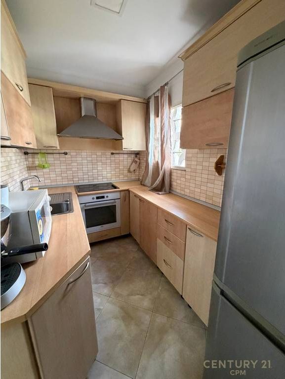 2+1 apartment for rent in the center