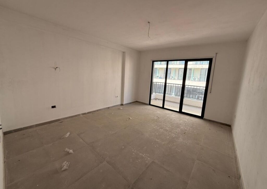📣 VENDESI Appartamento 2+1 con 2 bagni e balcone 📍 Via "Durresit" ✨🏢 Nuova costruzione