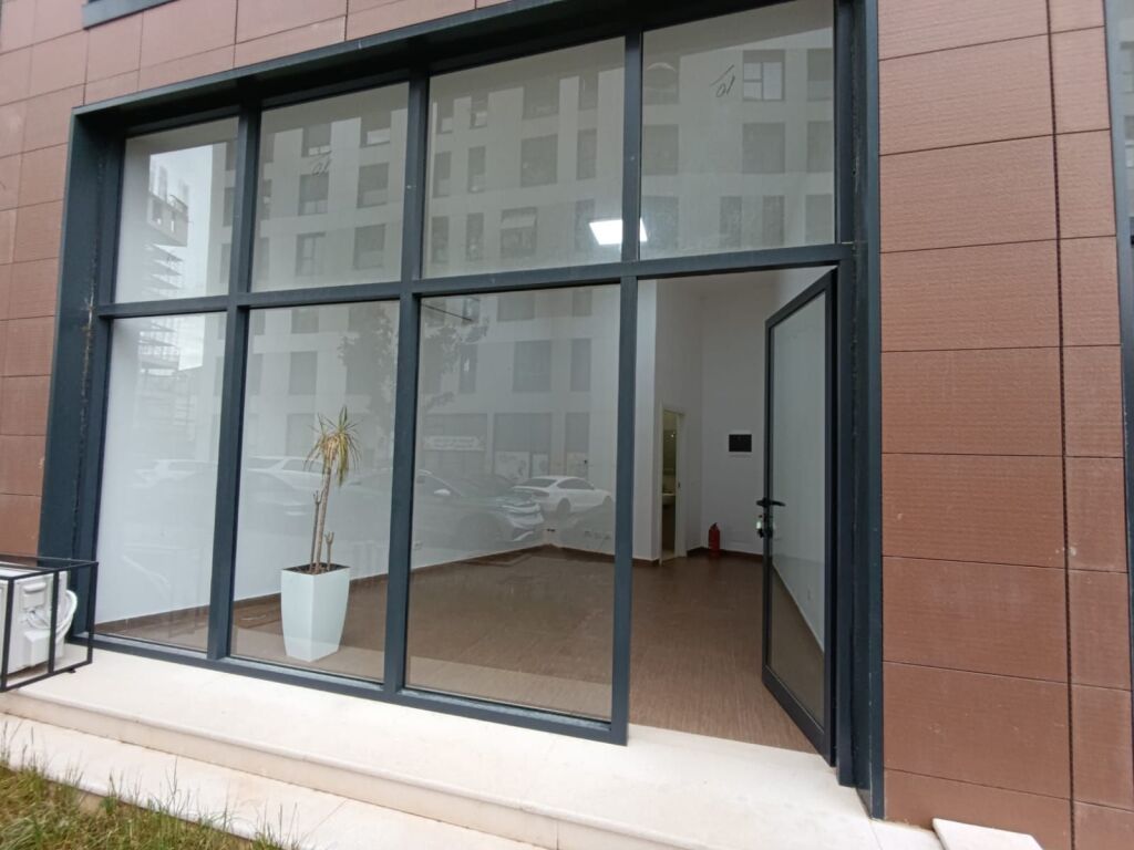 Affitto, Locale Commerciale, Nuovo Viale - Complesso "Orbital", 32.000 Lek/mese