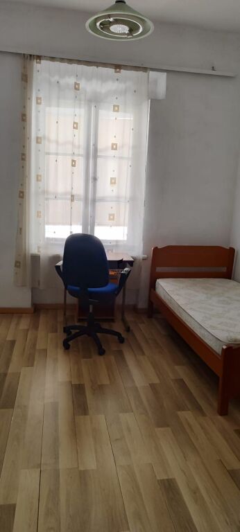 APARTAMENT ME QERA 2+1 SHALLVARET 45.000 LEKE FH-70694