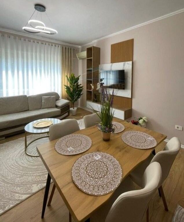 Qera, Apartament 2+1+2, Kristal Center, Komuna e Parisit