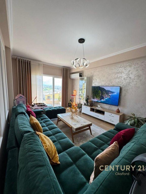 Luxury apartment 2+1+2+Garage for rent at Dry Lake