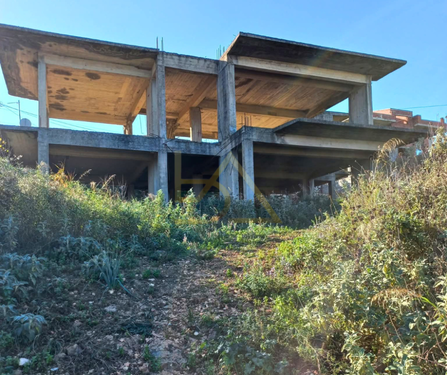 Shitet Ndërtesë – Sarandë