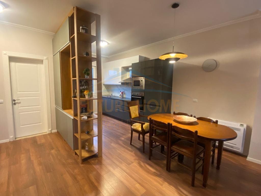 Affitto, Triplex 3+1+2, Akacia Hills, Teg