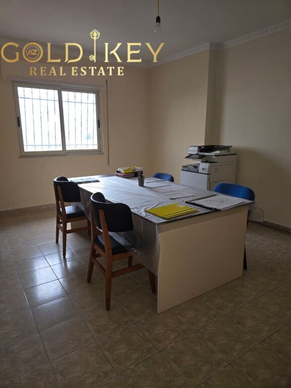 Shitet Apartament 2+1 📍 Adresa: Vila e Zogut, Durres