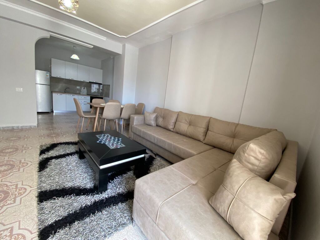 QIRA APARTAMENT 2+1 MARKATA DURRES 500 EURO