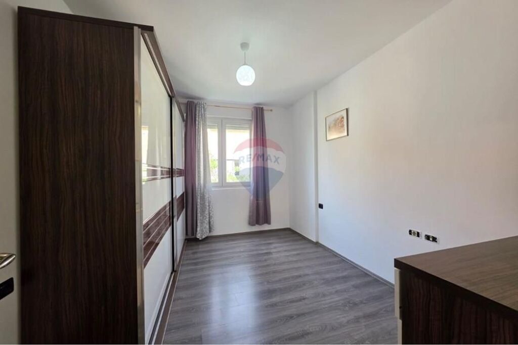 Apartament 2+1 per shitje te Fusha e Aviacionit