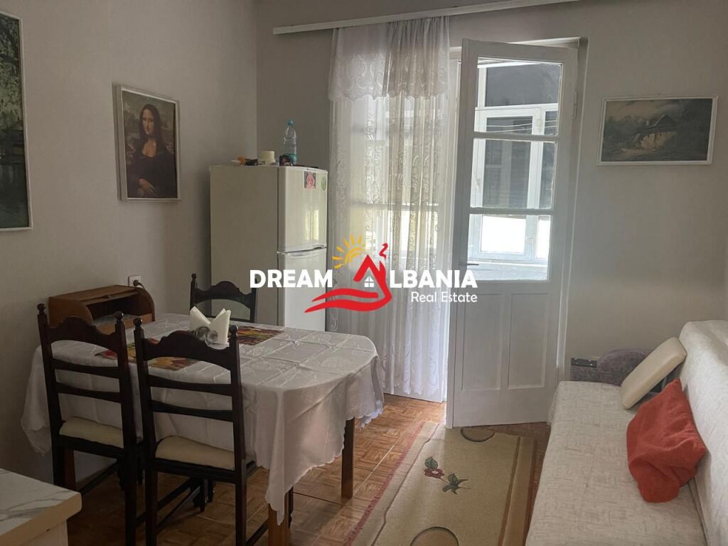 Jepet me qera apartament 2+1 tek Ish Restorant Durresi (ID 4229494)