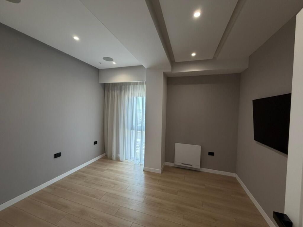 📌 Dupleks Luksoz me Qira – Square 21, Tiranë