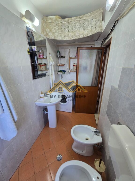Shitet, Apartament 1+1,Afer Spitalit , Durres