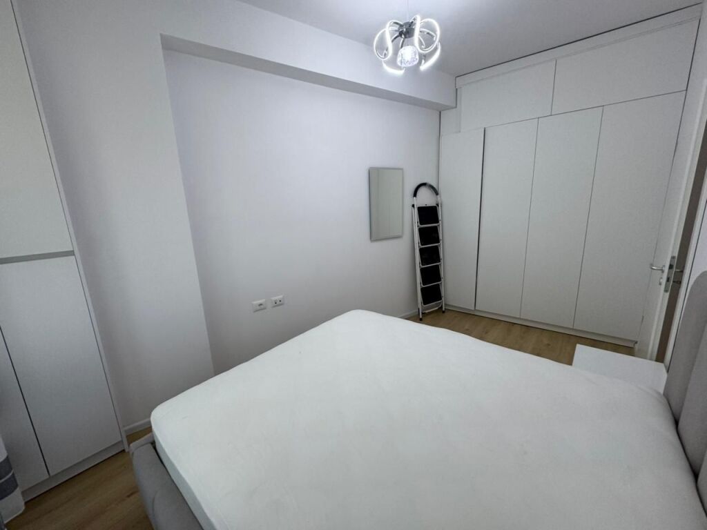 🏡 JEPET ME QERA APARTAMENT 1+1  📍 Vendndodhja: Ali Demi, Kompleksi Kadiu