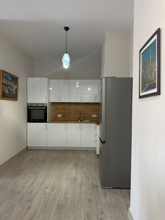 For rent in Xhamllik